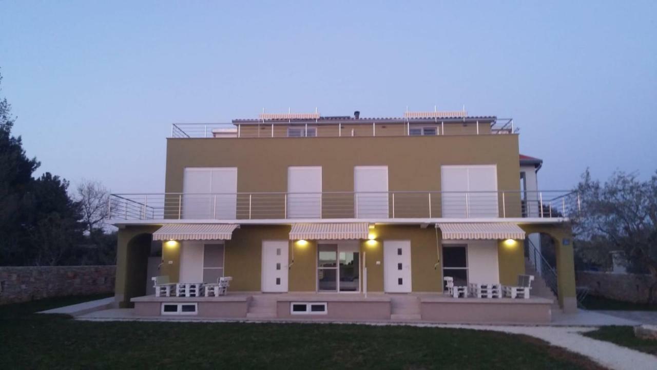 Apartments Nogic Peroj Exteriér fotografie