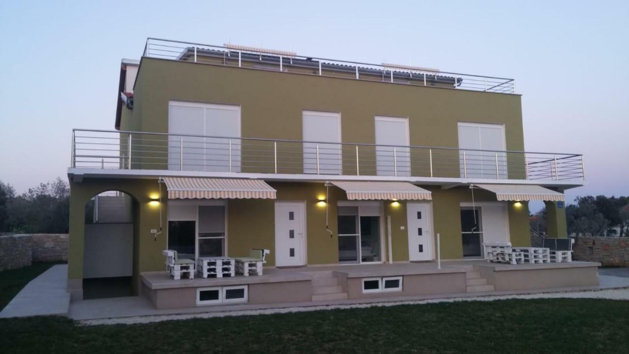 Apartments Nogic Peroj Exteriér fotografie